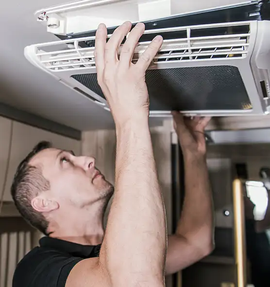  Professional Licensed And Insured Cleaners in Danvers, MA